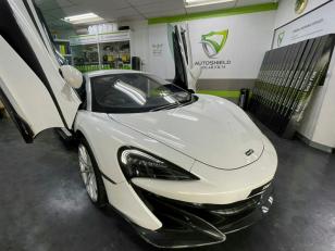 https://www.mycarforum.com/uploads/sgcarstore/data/1/Cropped_1_1610420536_0McLaren 1.jpg